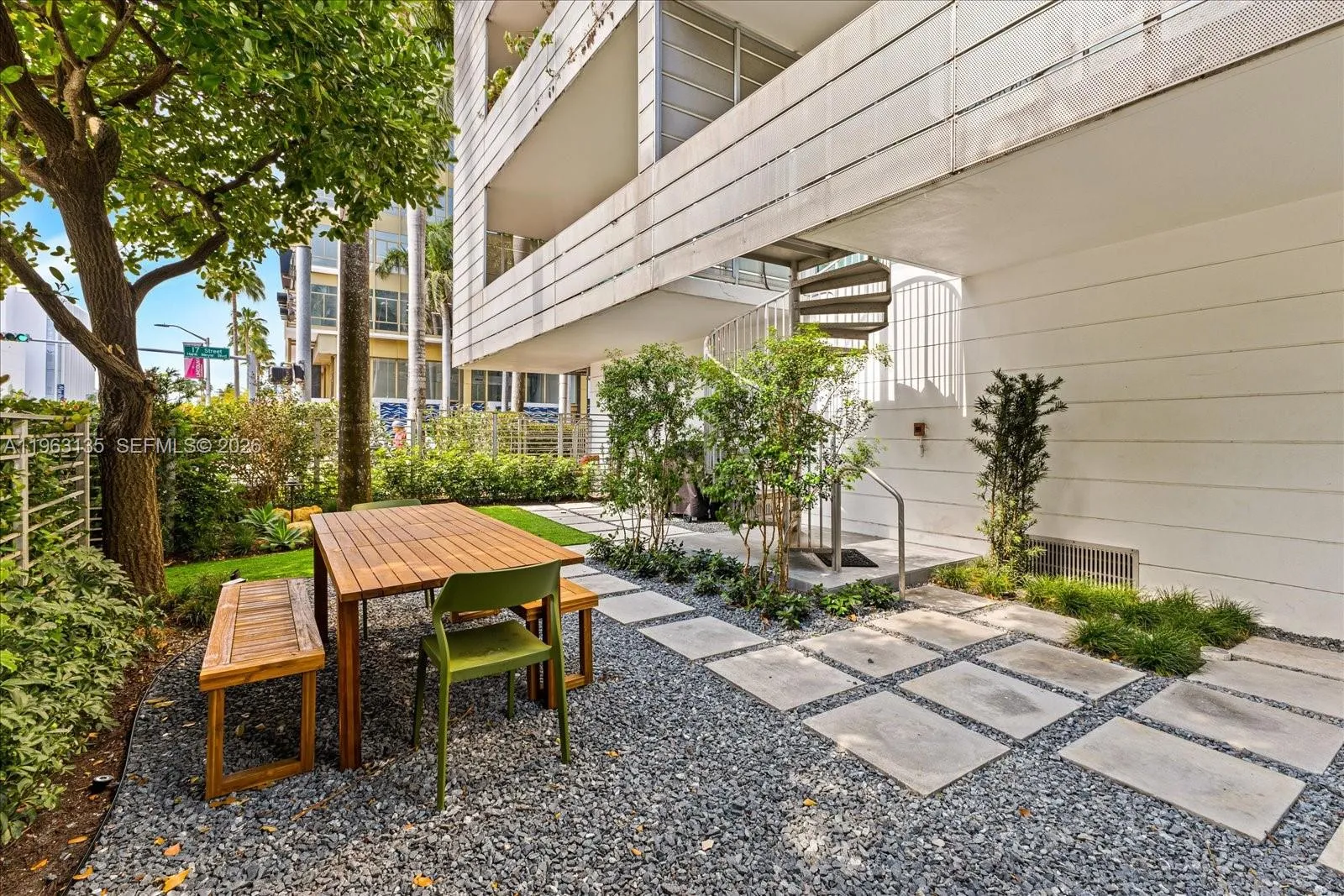 1700 Meridian Ave # 203, Miami Beach FL 33139