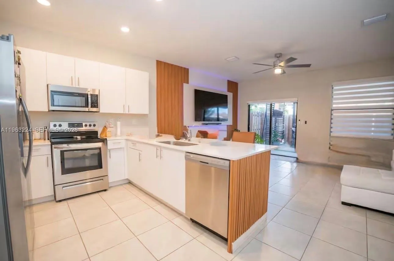 24605 SW 117th Ct, Homestead FL 33032