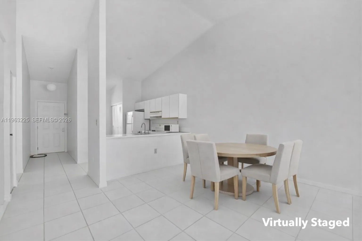 6708 NW 193rd Ter, Hialeah FL 33015