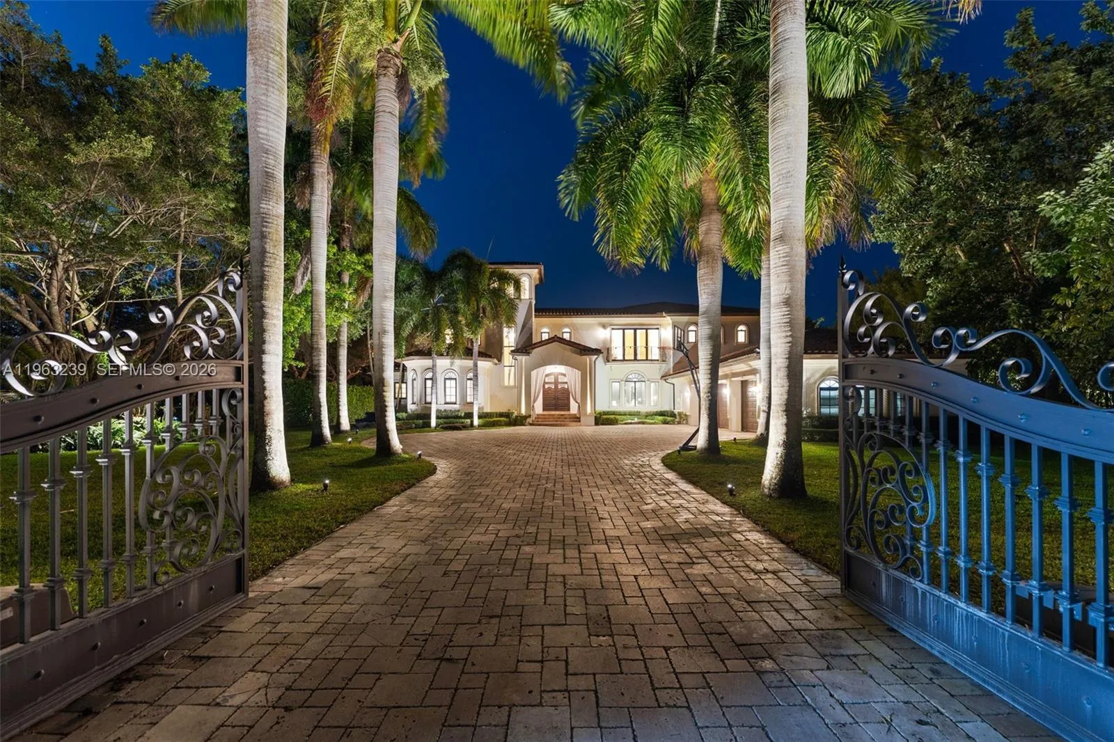 11111 Killian Park Rd, Pinecrest FL 33156