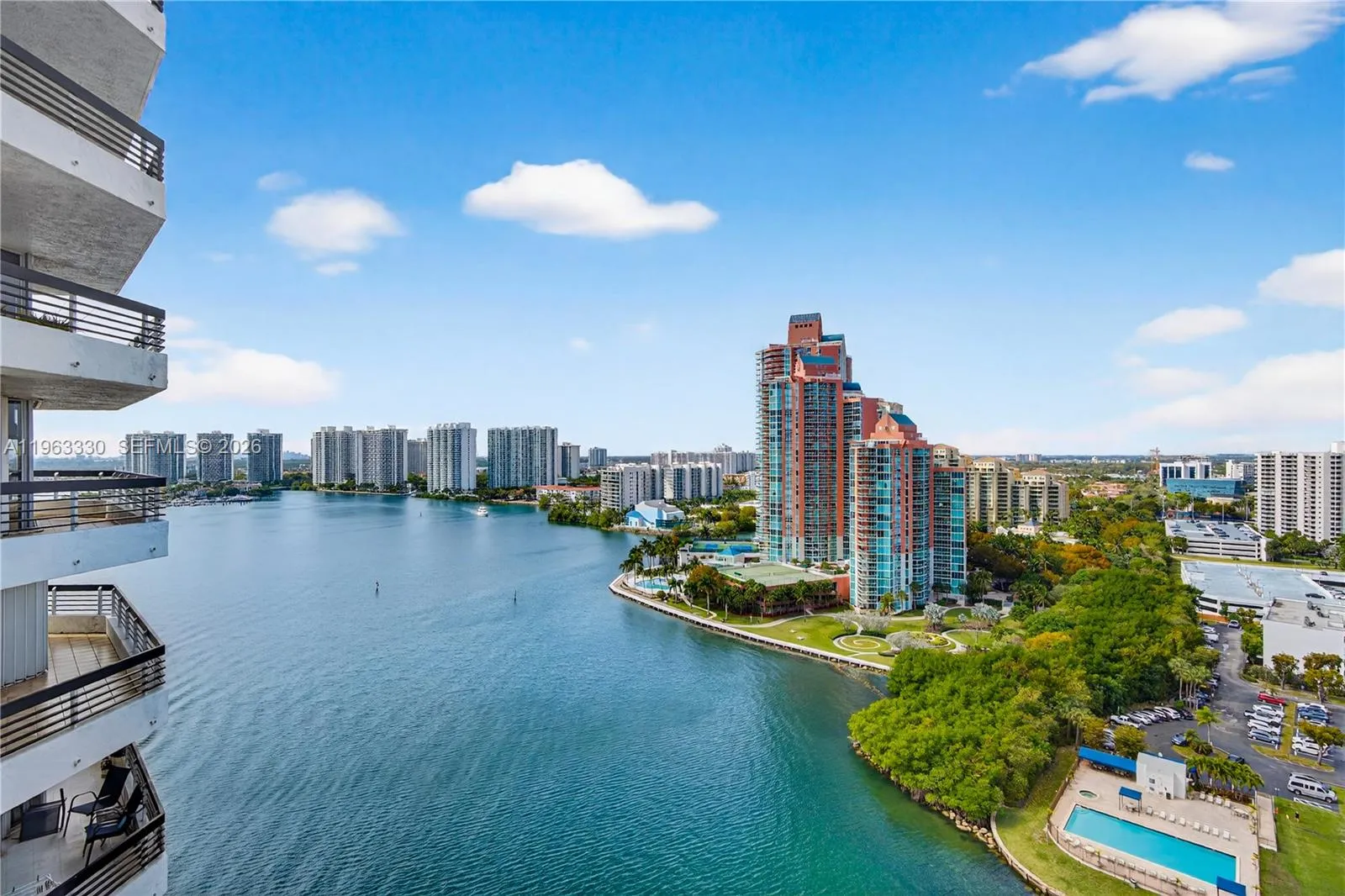 3530 Mystic Pointe Dr # 2202, Aventura FL 33180