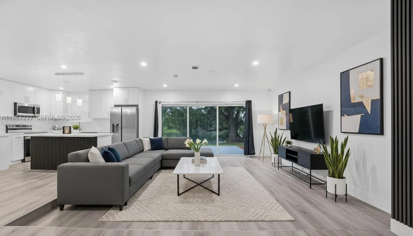 14431 NW 13th Rd, Miami FL 33167