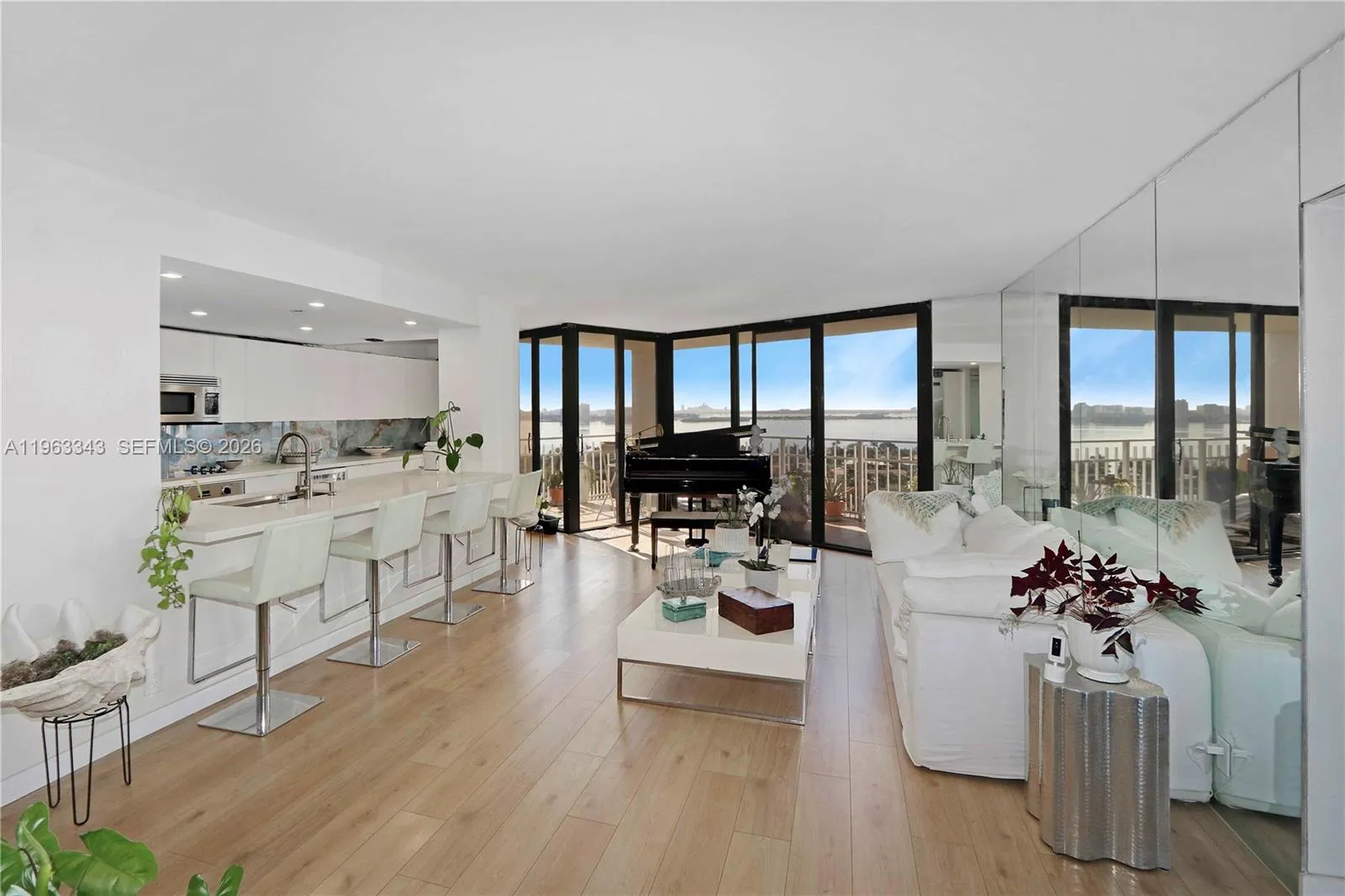 1000 Quayside Ter # 1608, Miami FL 33138