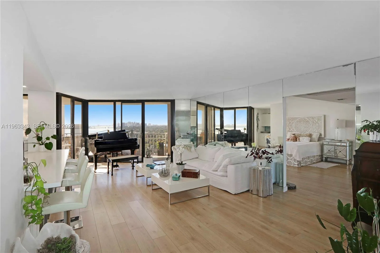 1000 Quayside Ter # 1608, Miami FL 33138