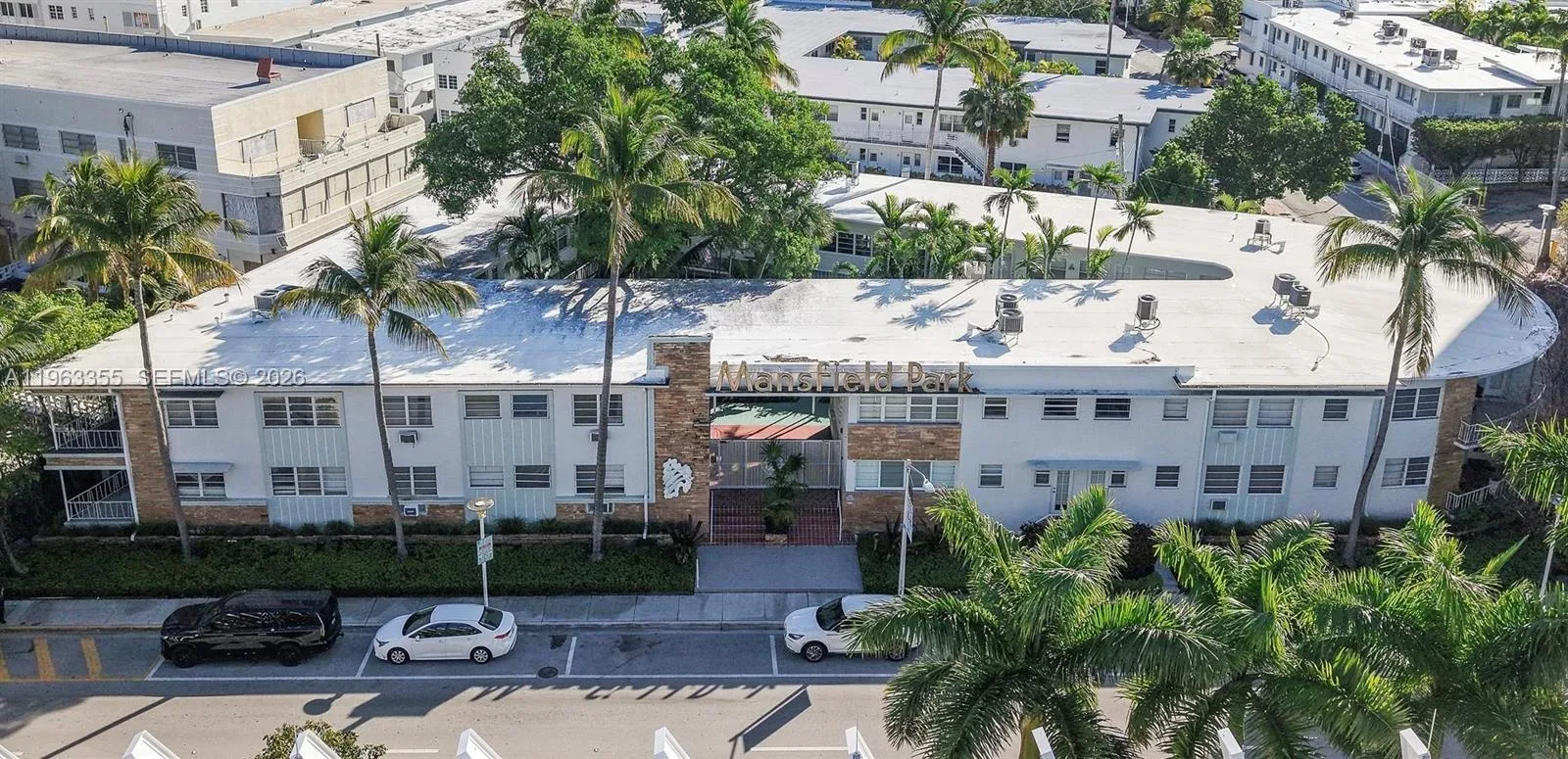 1 bedroom 1 bath for sale at 1925 Washington Ave # 21, Miami Beach FL 33139