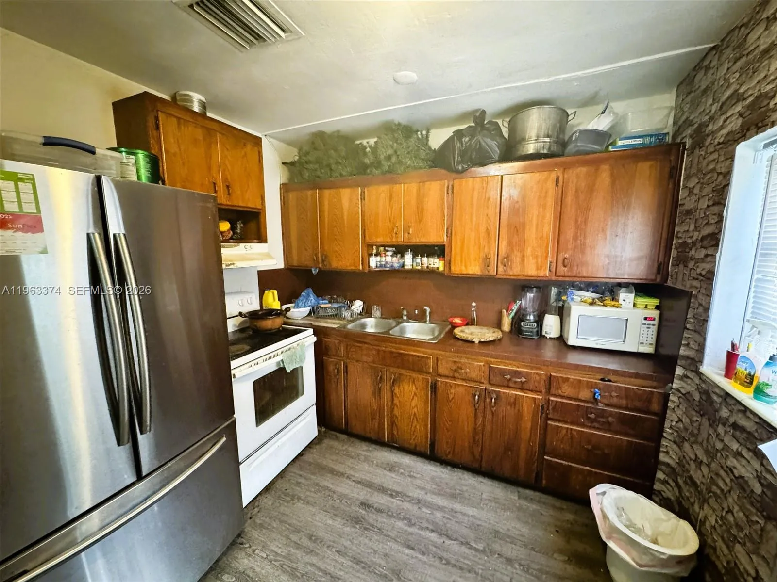 430 NW 53rd Ave, Miami FL 33126