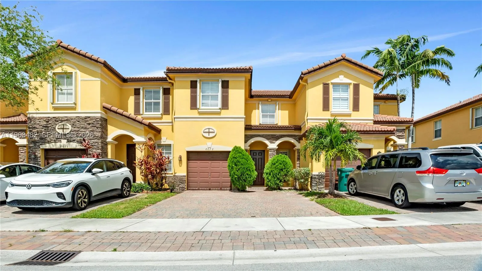 3 bedroom 2 bath for sale at 8678 NW 113th Ct, Doral FL 33178