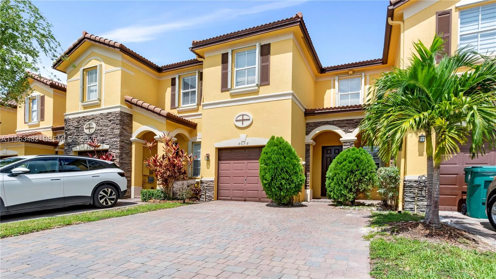 8678 NW 113th Ct, Doral FL 33178