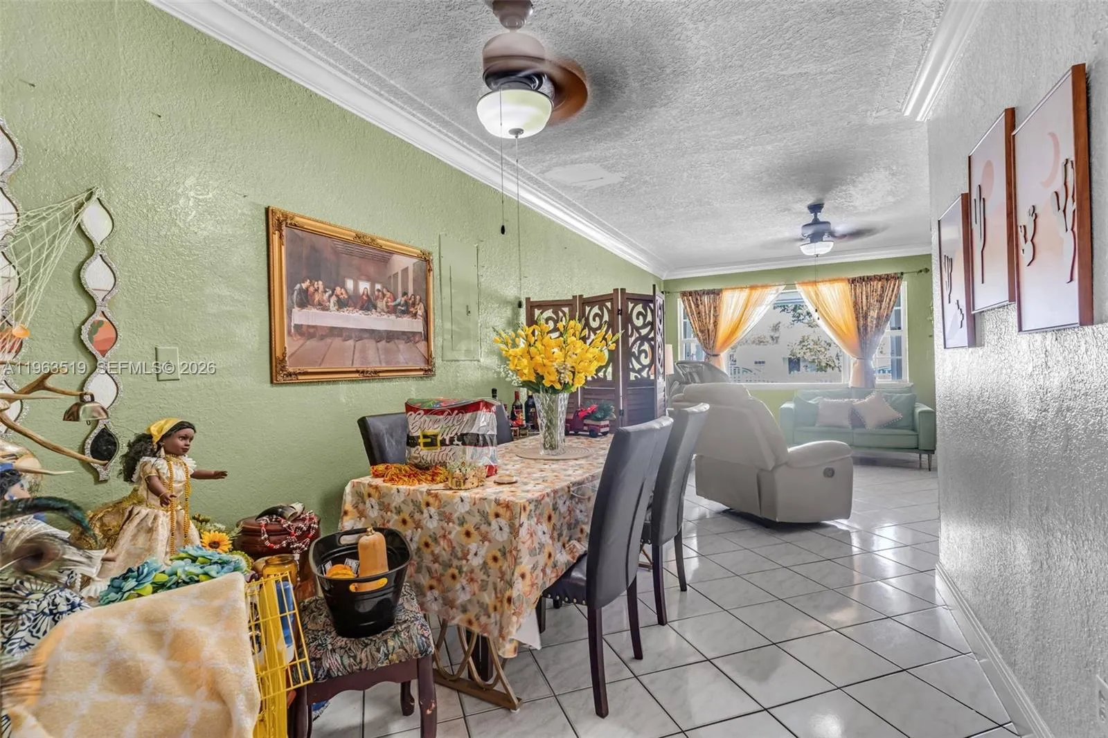 5574 SW 3rd St, Miami FL 33134