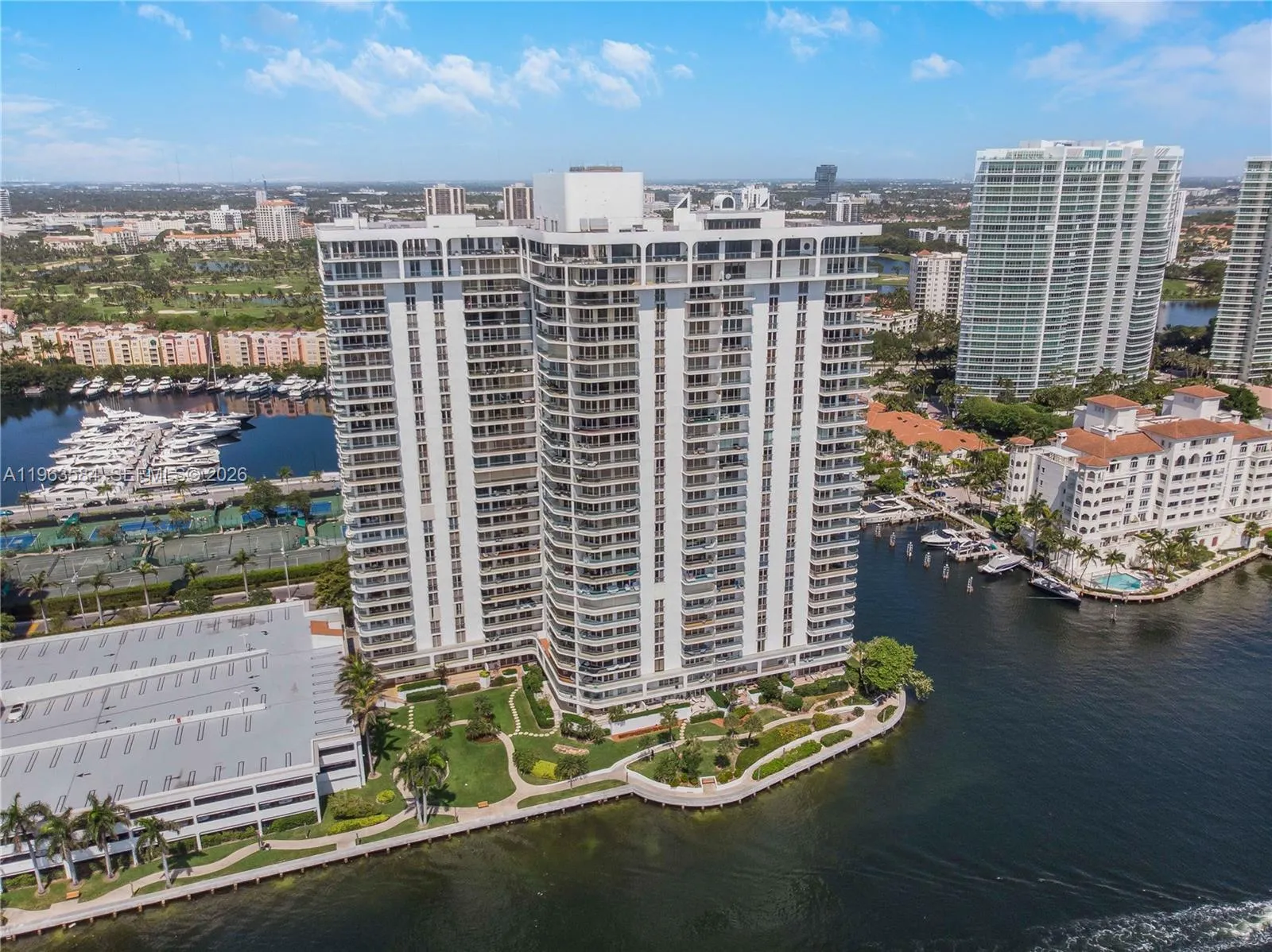 2 bedroom 2 bath for sale at 19707 Turnberry Way # 8B, Aventura FL 33180
