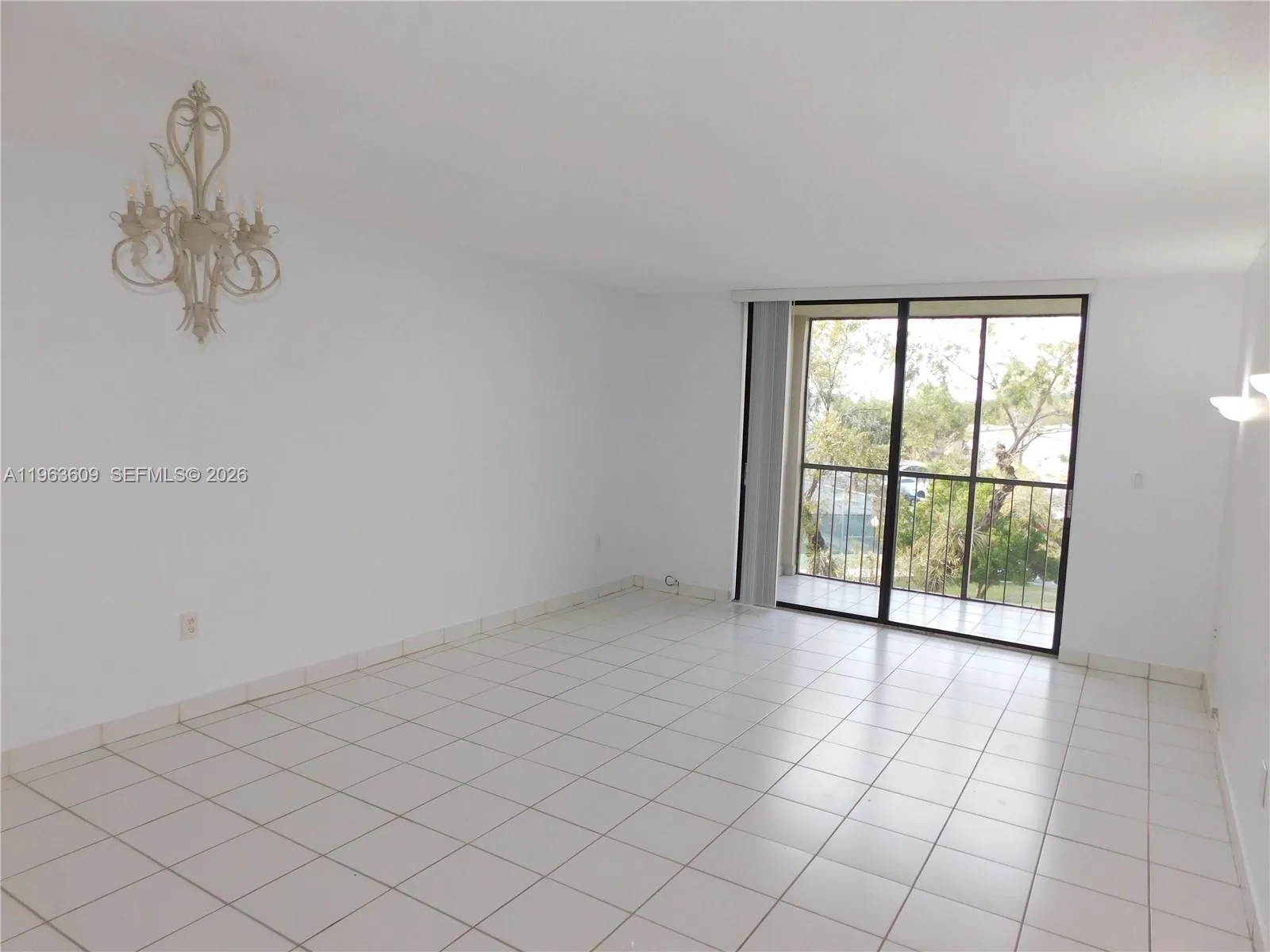 8025 SW 107th AV # 321, Miami FL 33173