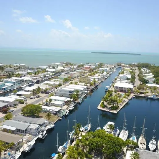 118 Burgundy Dr, Tavernier FL 33070