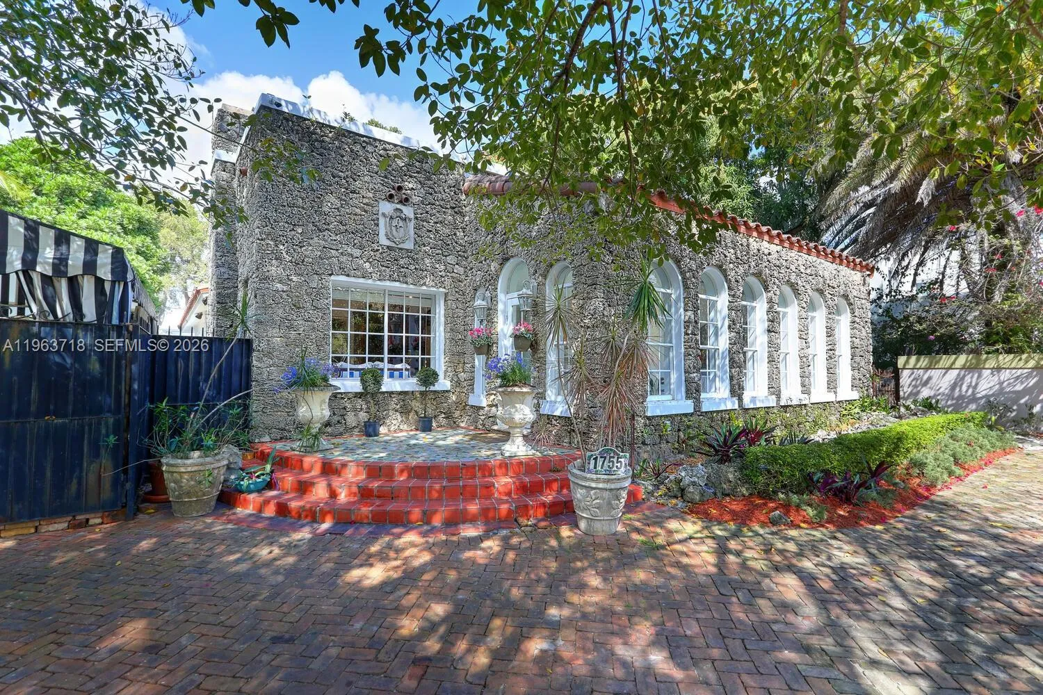 1755 SW 10th St, Miami FL 33135