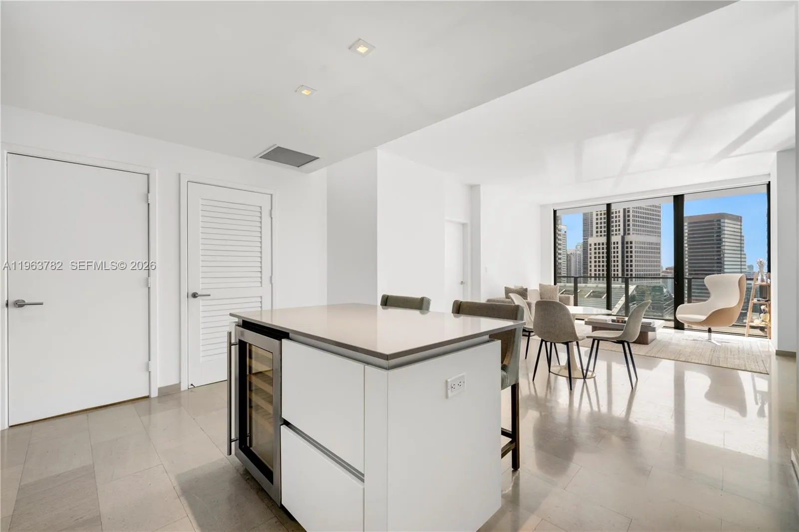 2 bedroom 2 bath for sale at 88 SW 7th St # 2105, Miami FL 33130