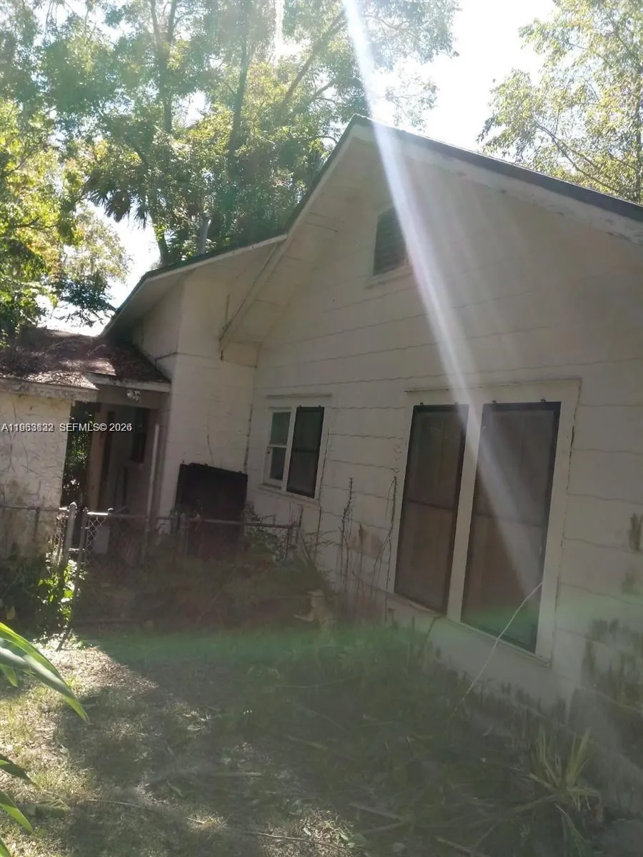 331 NE 9 AVE, Ocala FL 34470