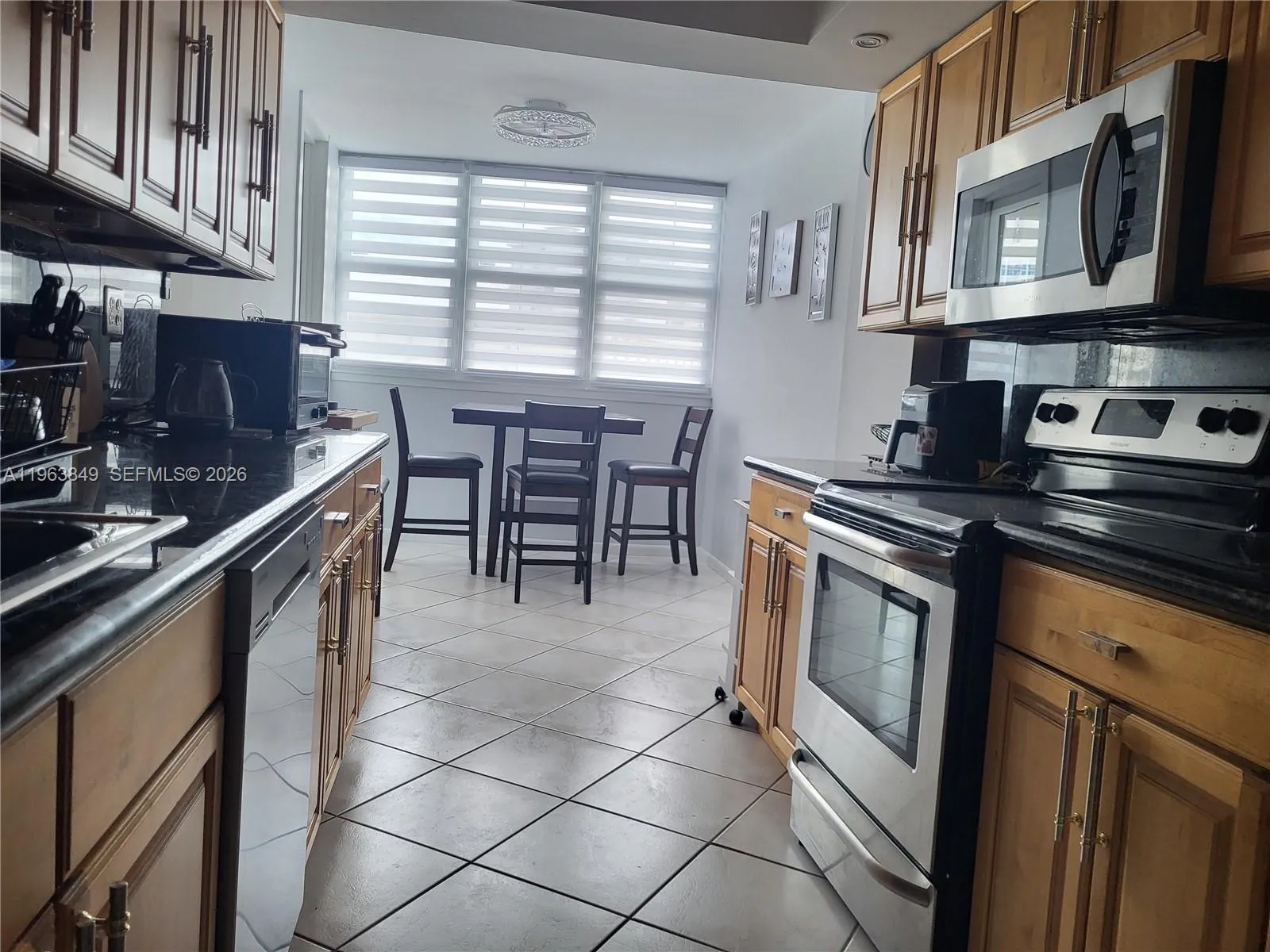100 Golden Isles Dr # 615, Hallandale Beach FL 33009