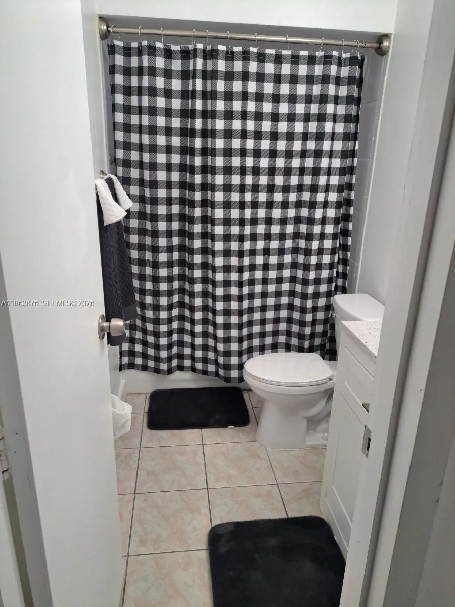 3020 E Missionwood Ln # 56, Miramar FL 33025