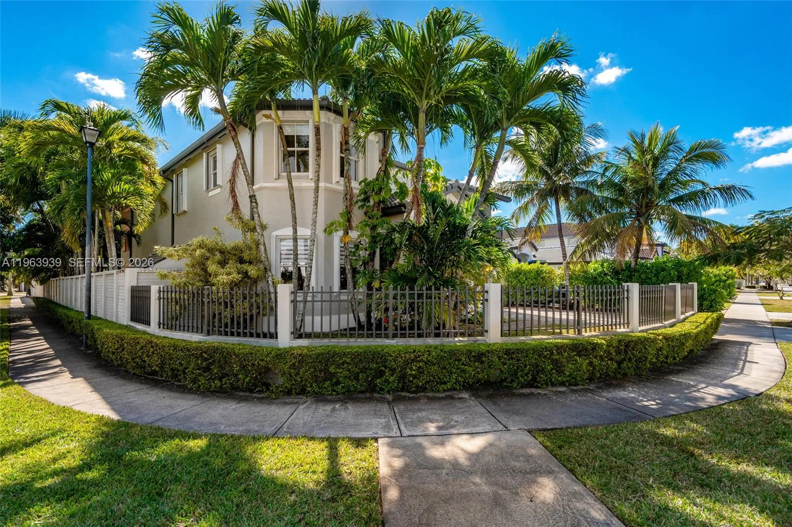 14900 SW 10th St, Miami FL 33194