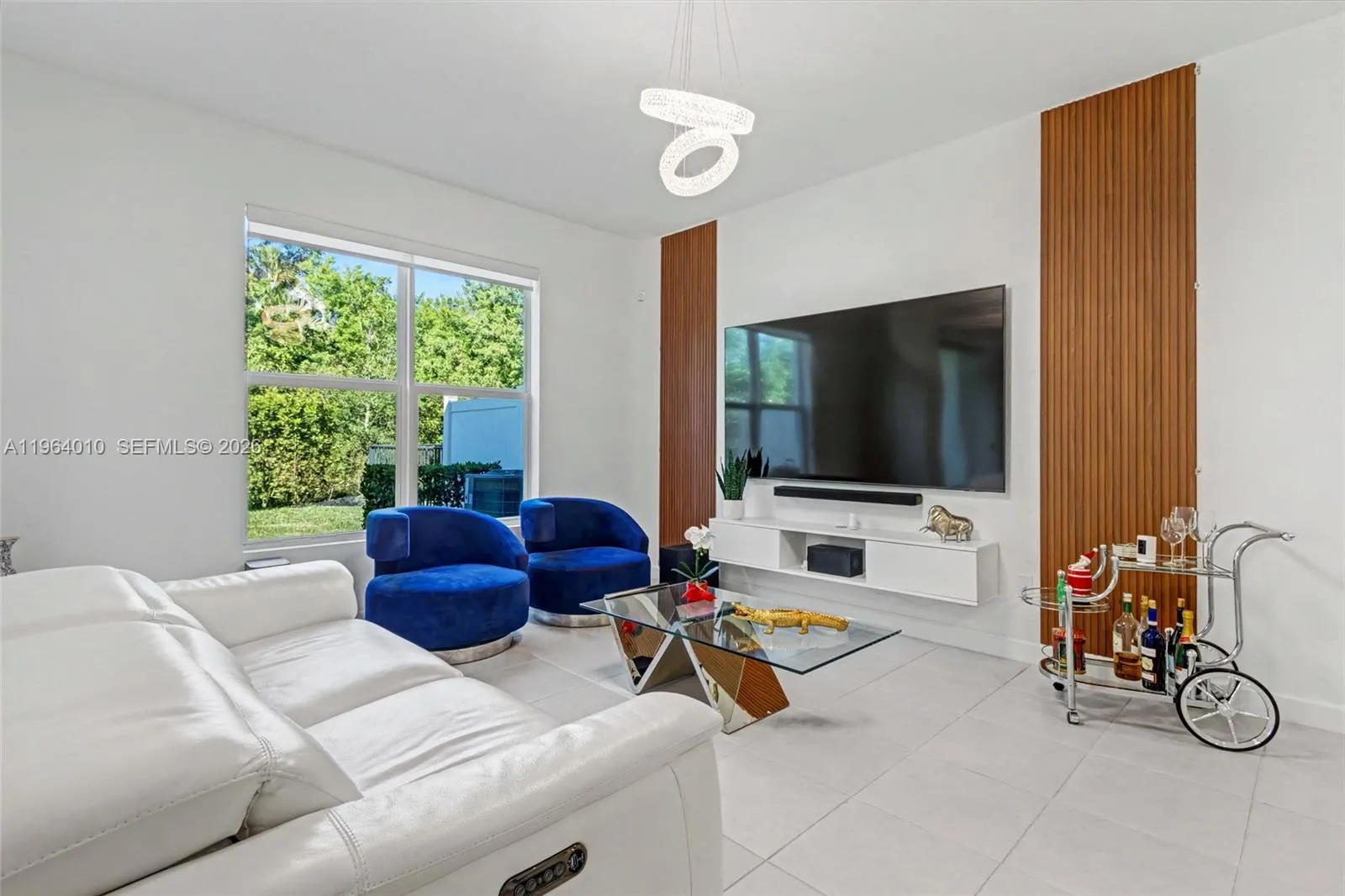 4303 Hammock Grove Dr, Lake Worth FL 33467