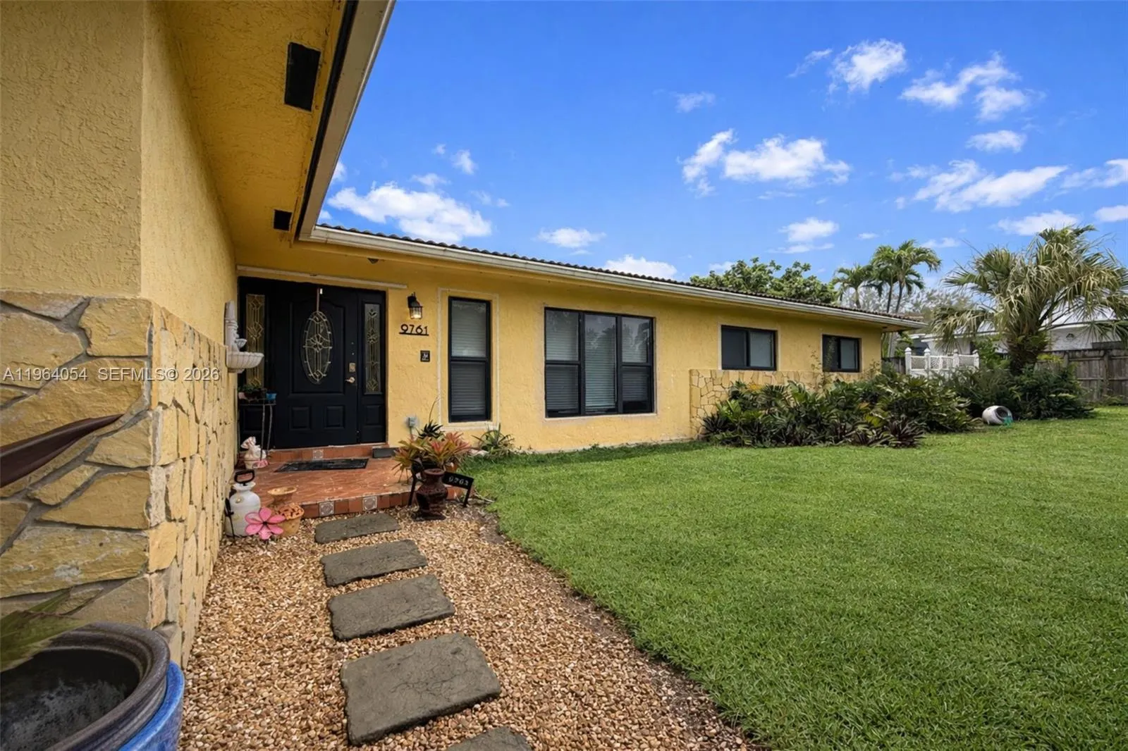 9761 SW 148th St, Miami FL 33176