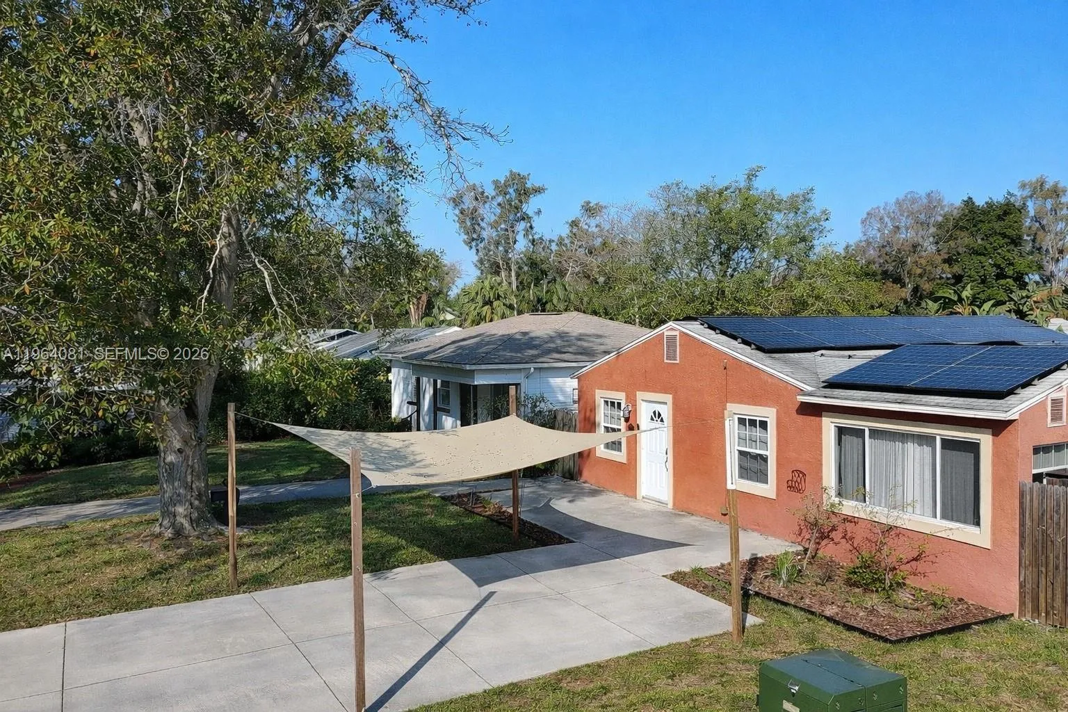 5613 N 19th Ave S, Other City - In The State Of Florida FL 33707