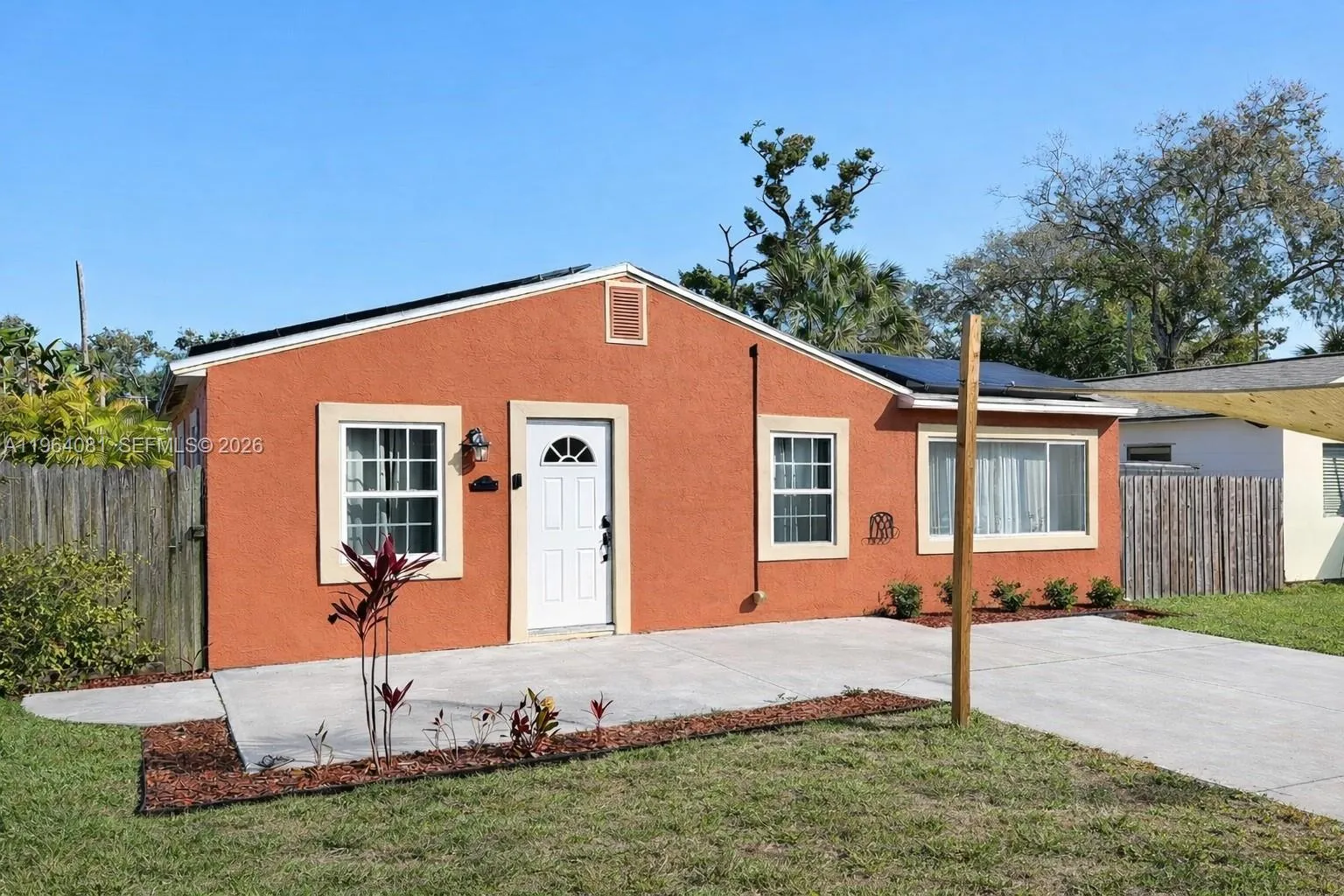 5613 N 19th Ave S, Other City - In The State Of Florida FL 33707