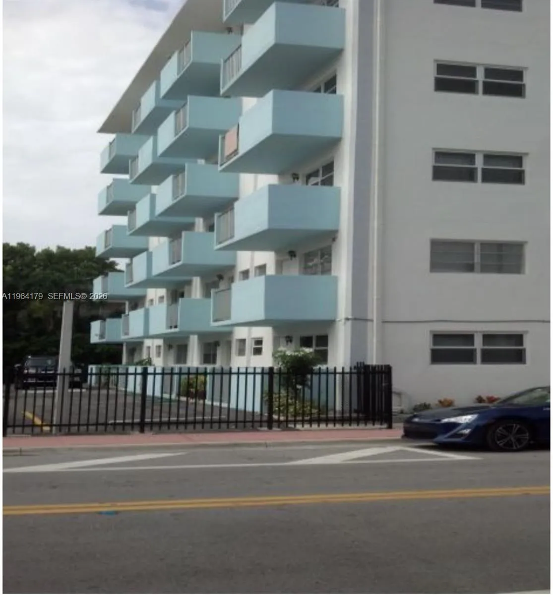 1 bedroom 1 bath for sale at 801 Meridian Ave # 3B, Miami Beach FL 33139