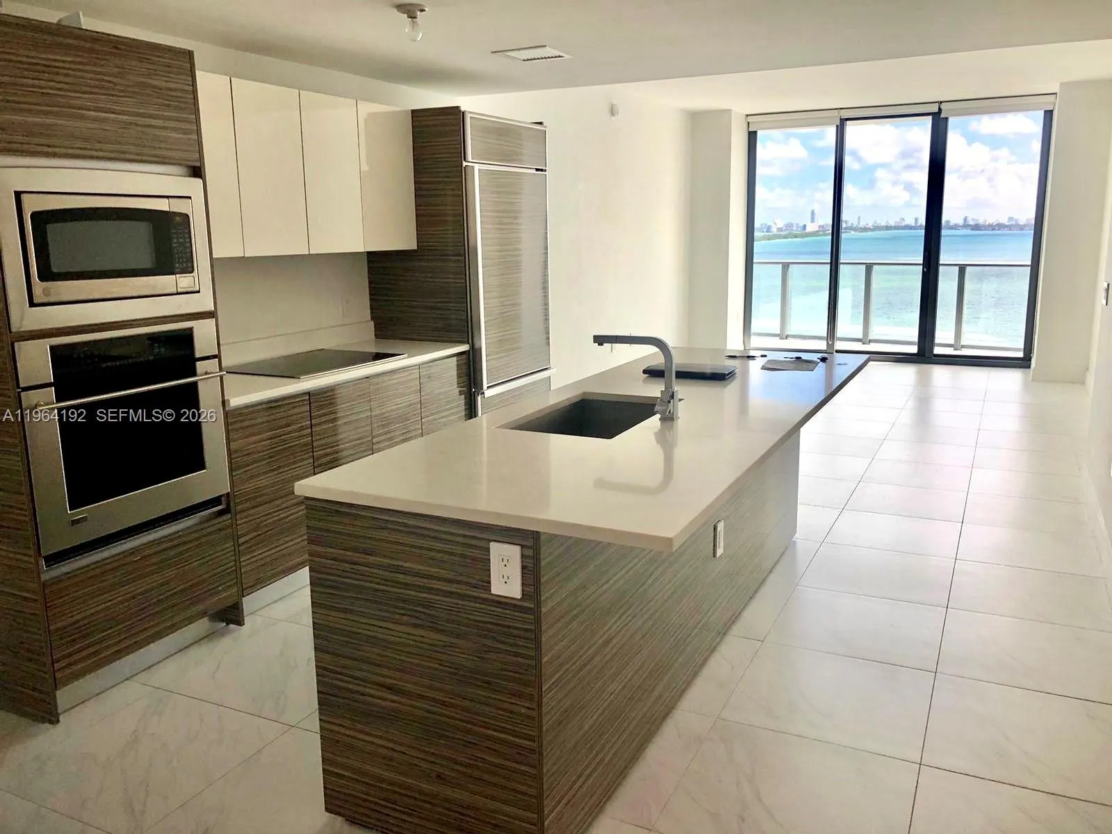 460 NE 28th St # 1602, Miami FL 33137