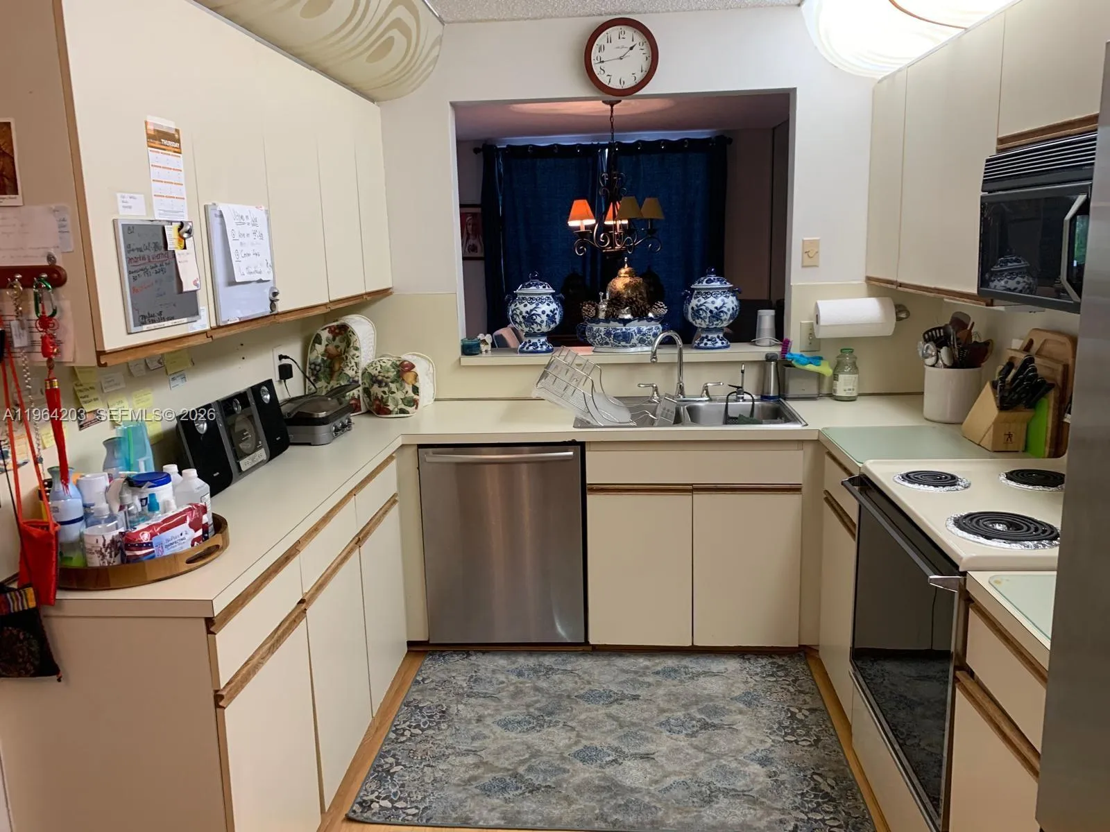 3340 Torremolinos Ave # 40, Doral FL 33178