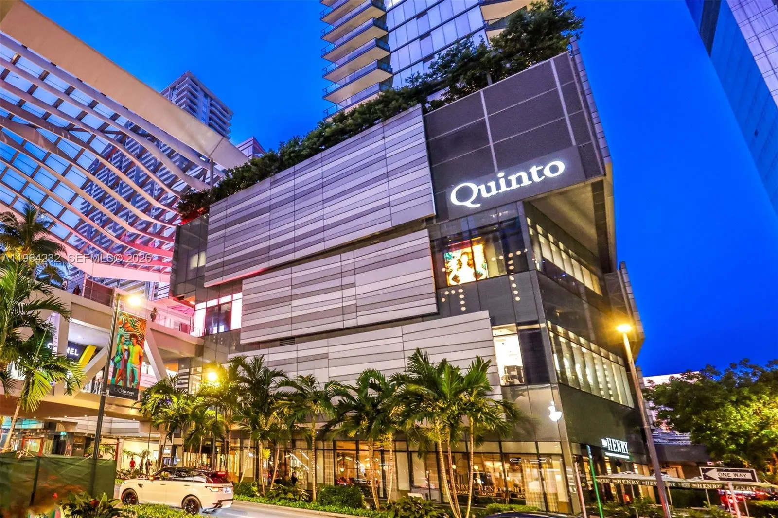 3 bedroom 3 bath for sale at 55 SW 9th St # 3906, Miami FL 33130