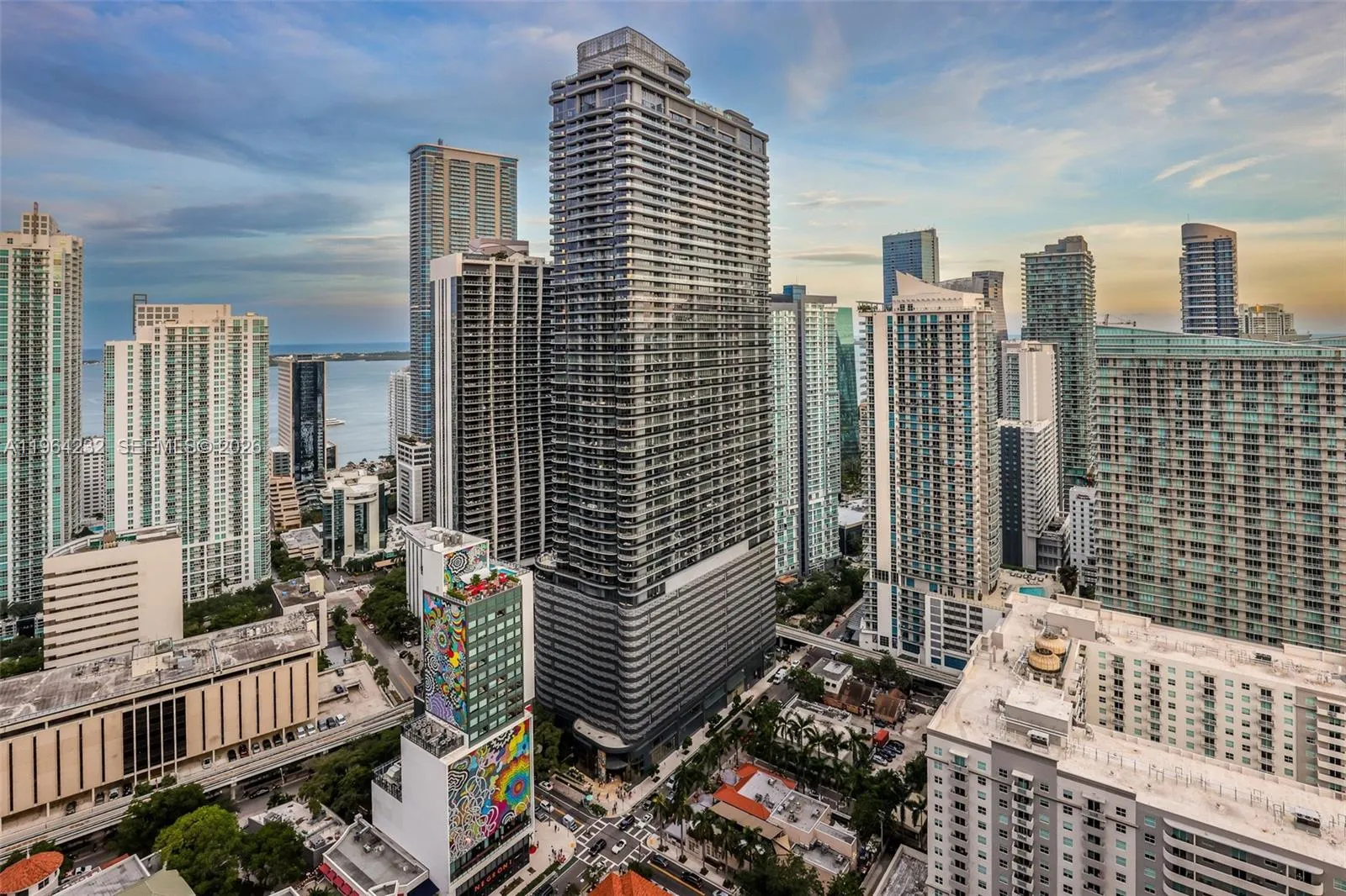 55 SW 9th St # 3906, Miami FL 33130