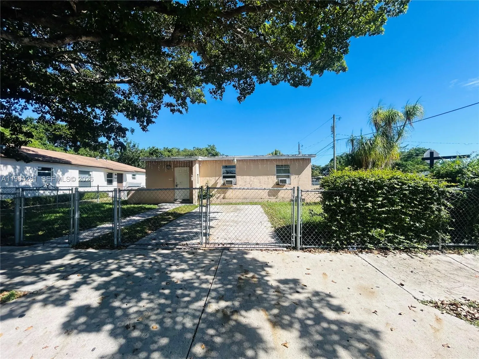 3 bedroom 1 bath for sale at 17645 SW 104th Ave, Miami FL 33157