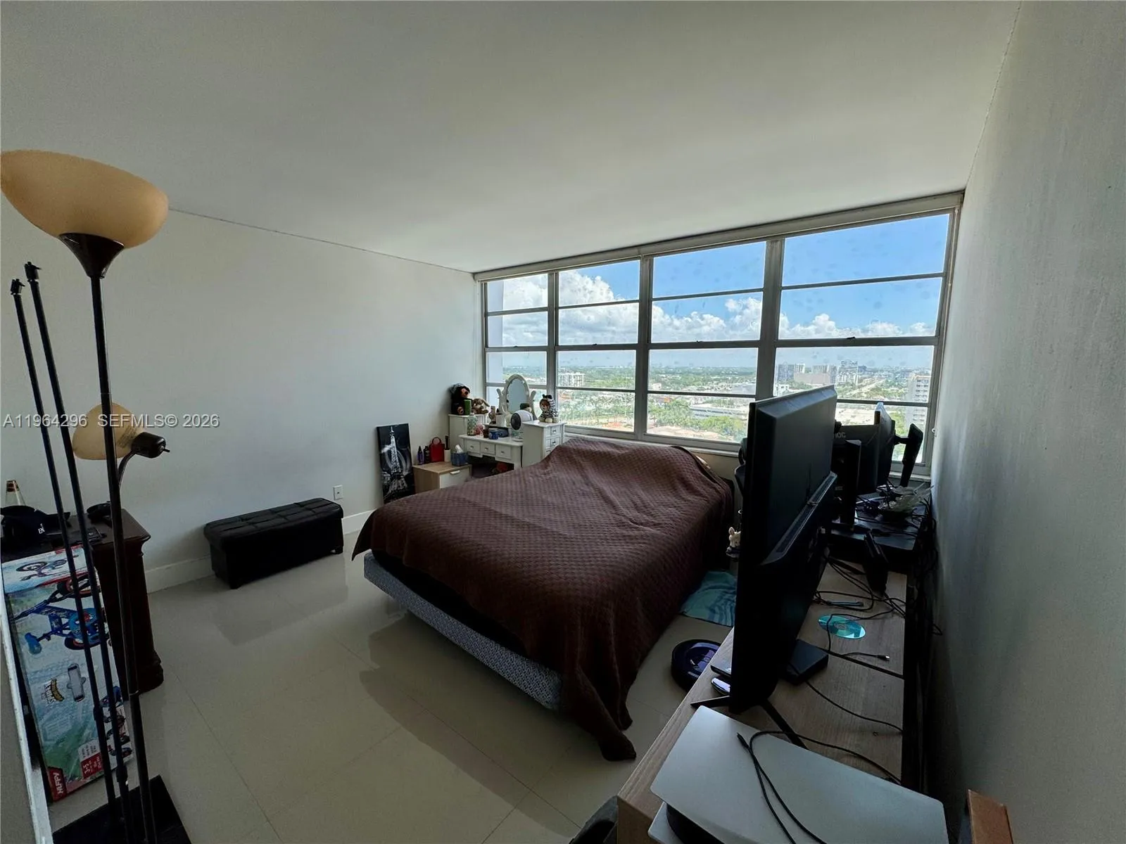18011 Biscayne Blvd # 1802, Aventura FL 33160