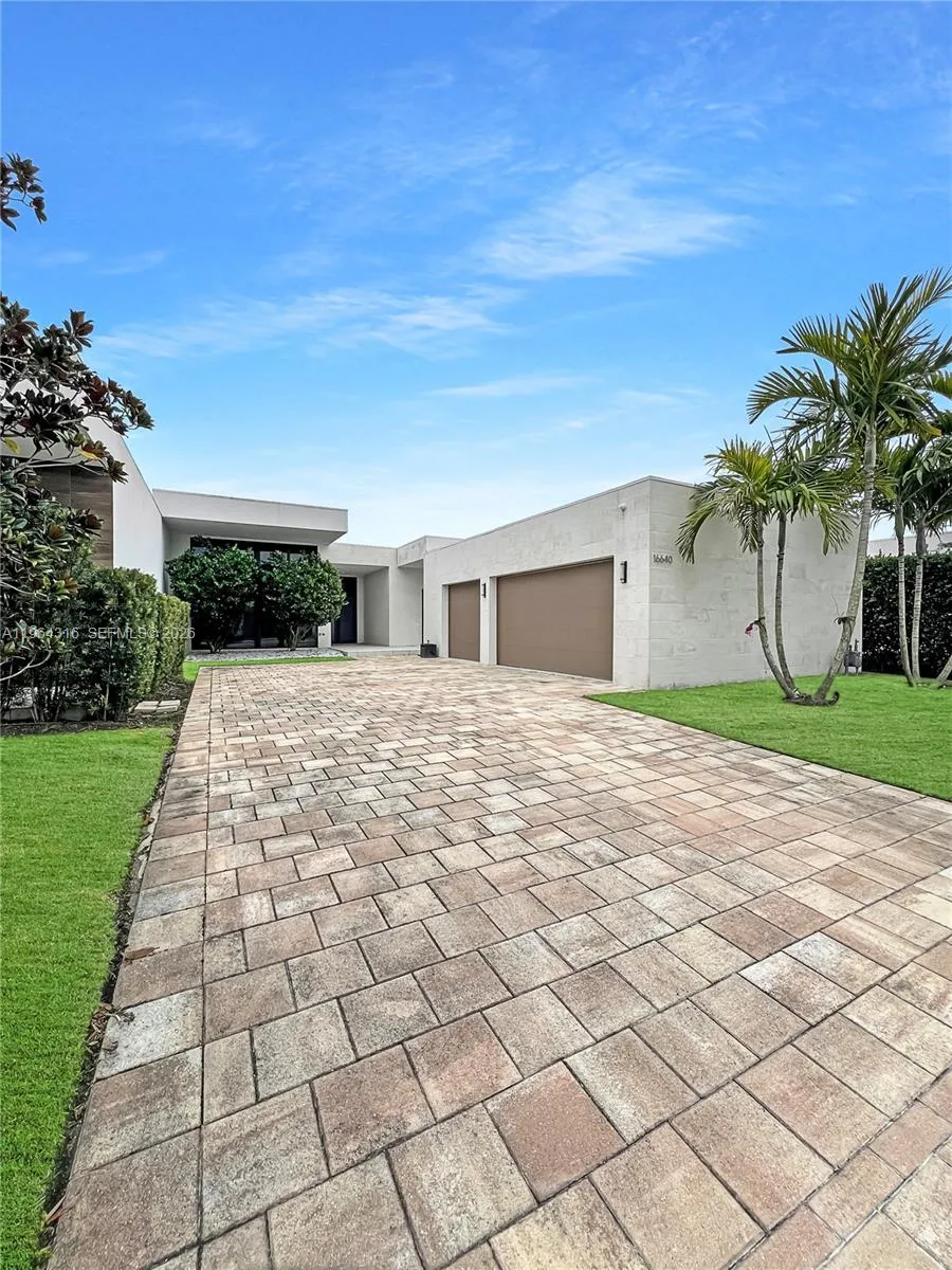 16640 Sunset Way, Weston FL 33326