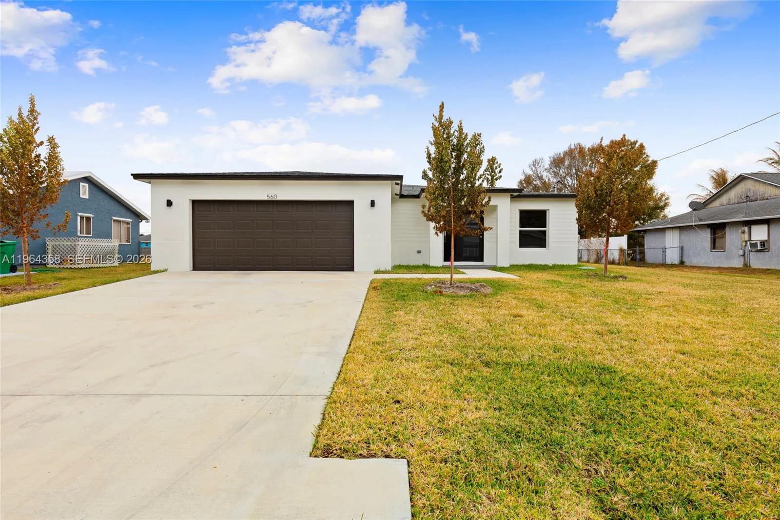 560 SW Carter Ave, Port St. Lucie FL 34983