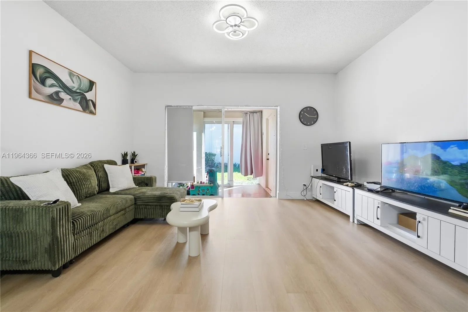 2 bedroom 2 bath for sale at 2 Simonton Cir, Weston FL 33326