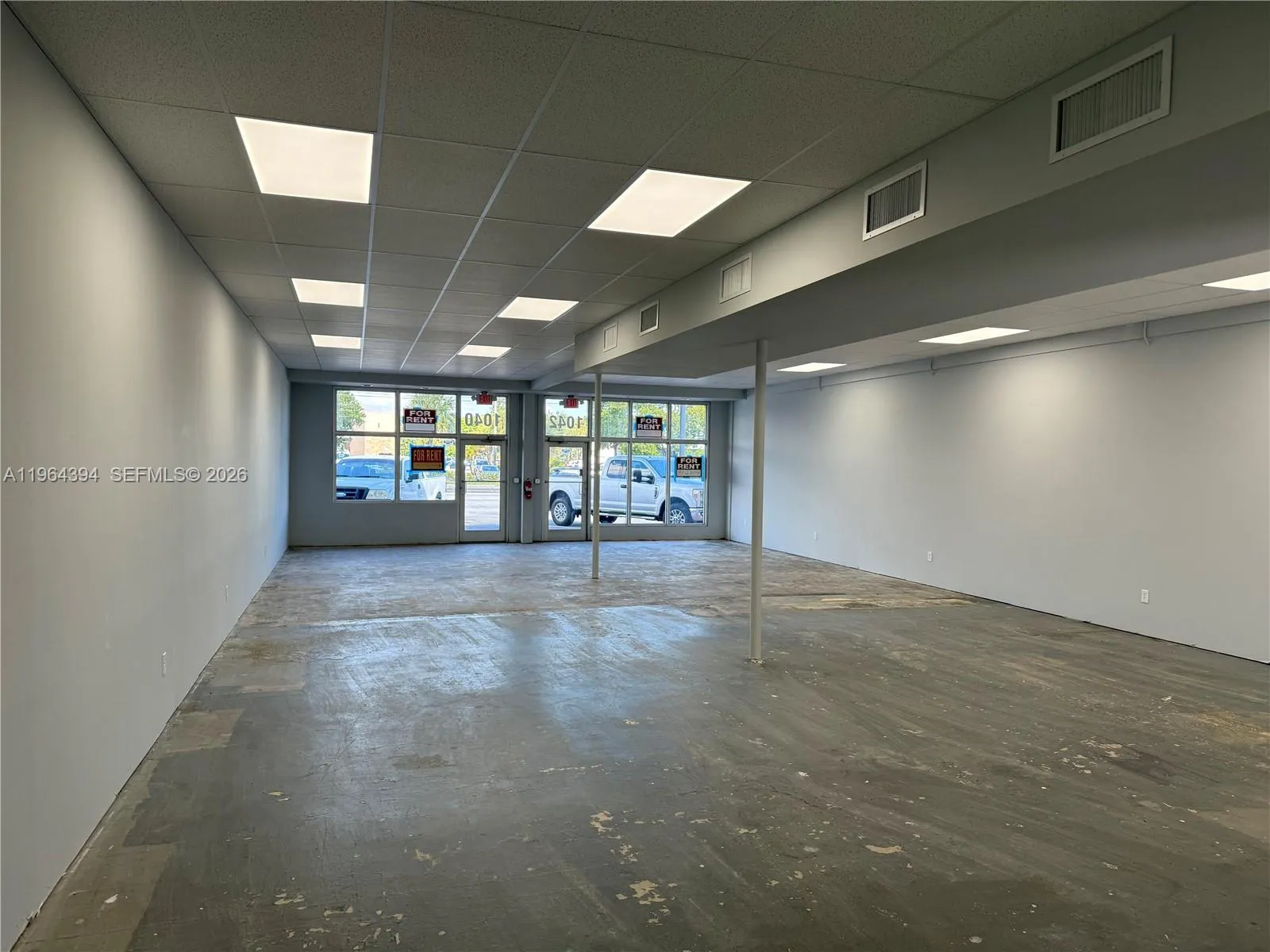 1040 E Oakland Park Blvd, Oakland Park FL 33334