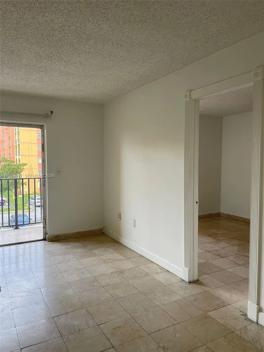 4721 NW 7th St # 12, Miami FL 33126