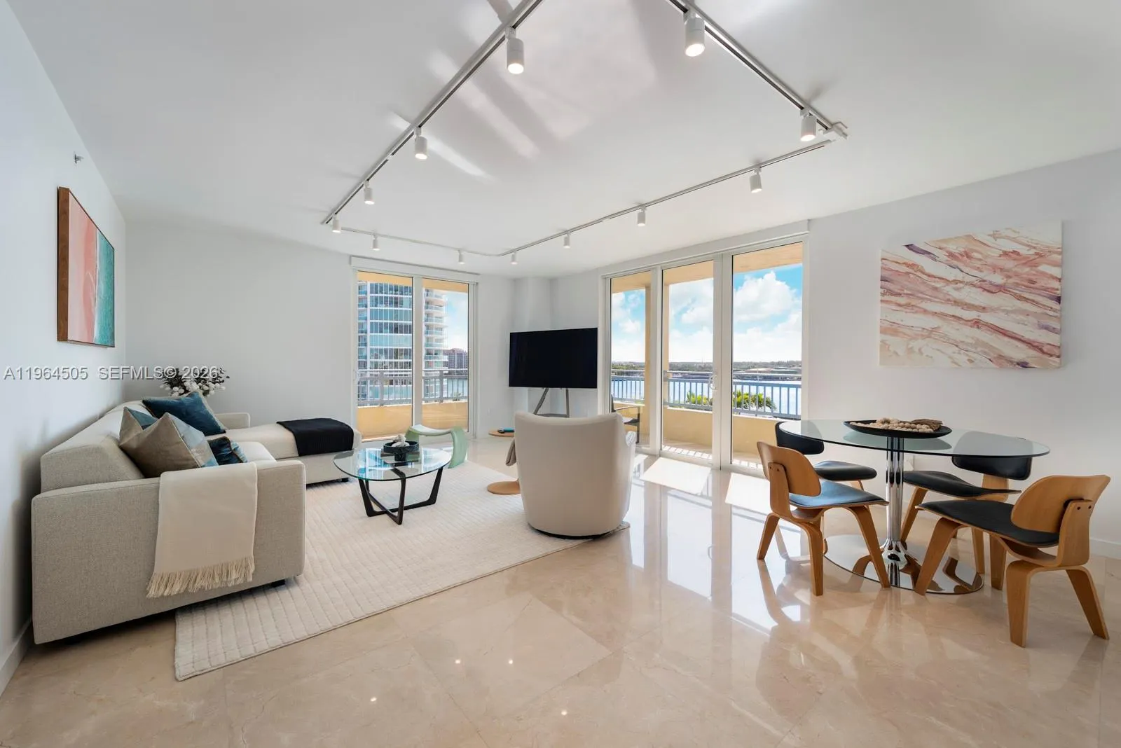 90 Alton Rd # 902, Miami Beach FL 33139