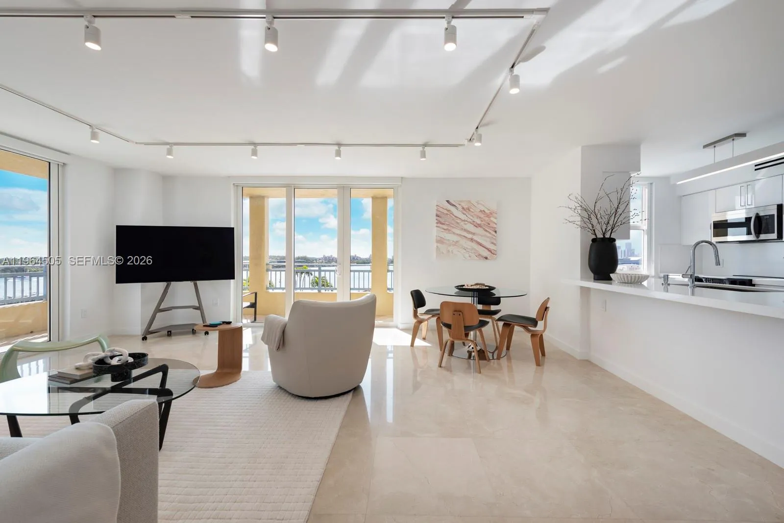 90 Alton Rd # 902, Miami Beach FL 33139
