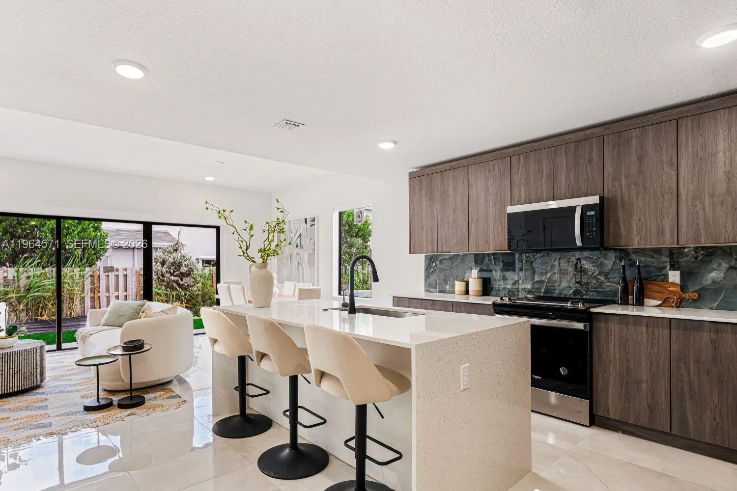 1469 NW 5 St, Florida City FL 33034