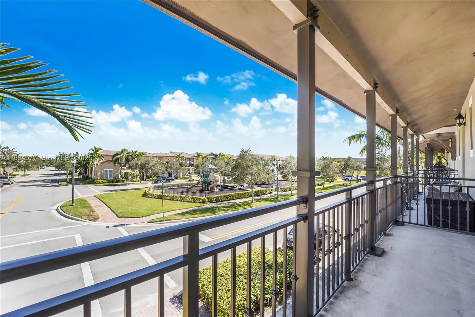 1302 SW 147th Ter, Pembroke Pines FL 33027