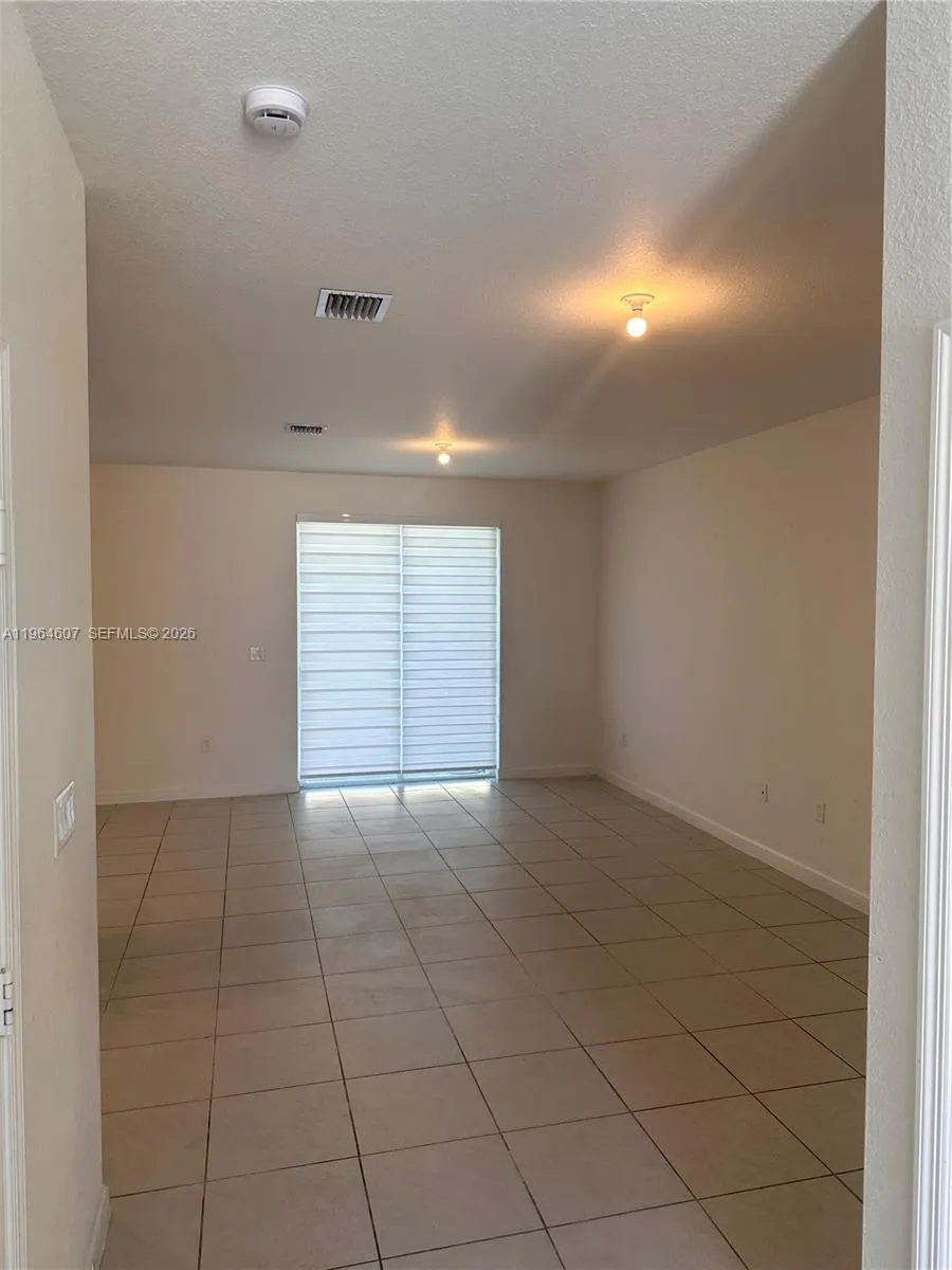 623 SE 13th St Cir, Homestead FL 33034