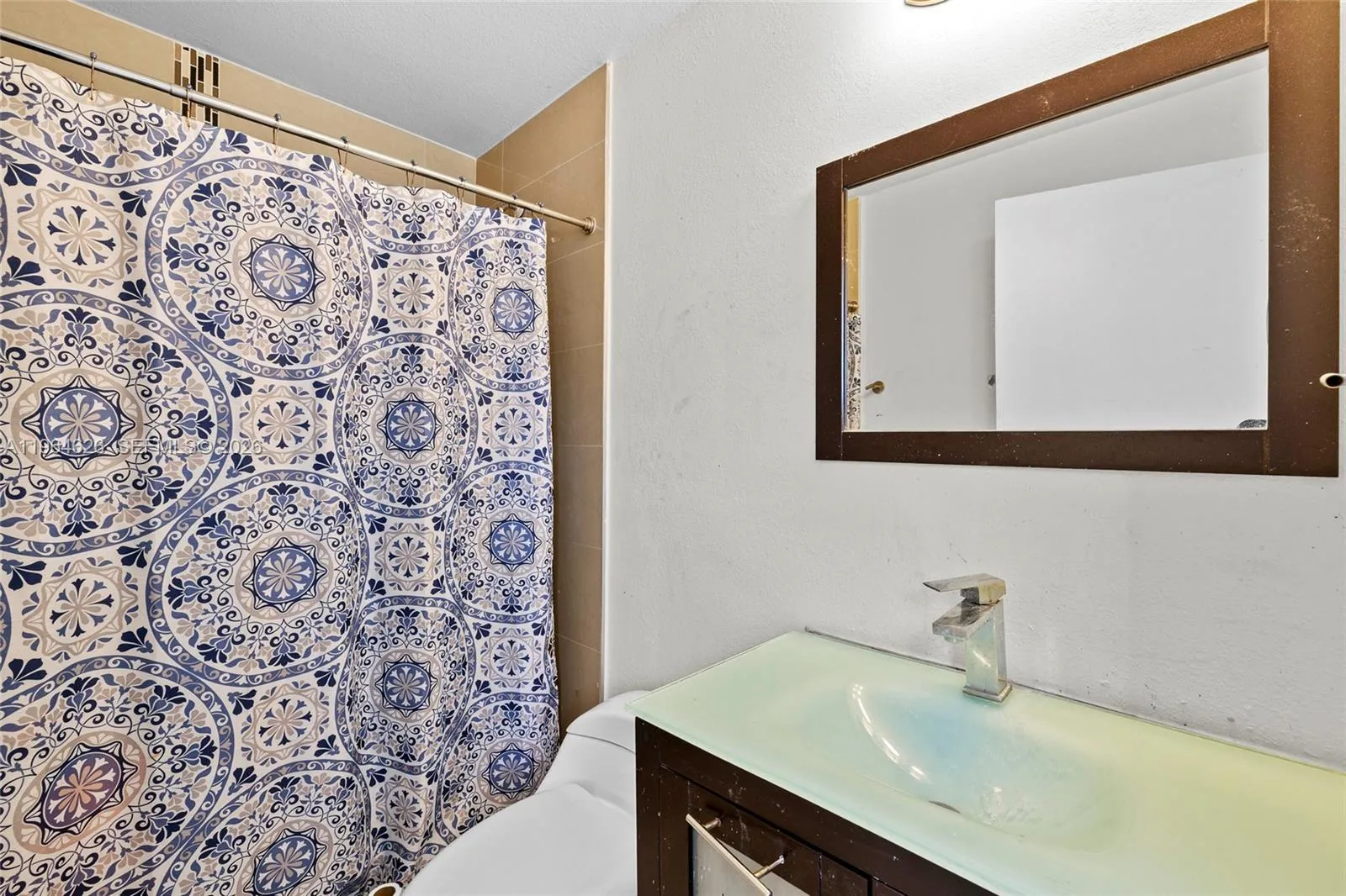 2071 NW 86th St, Miami FL 33147