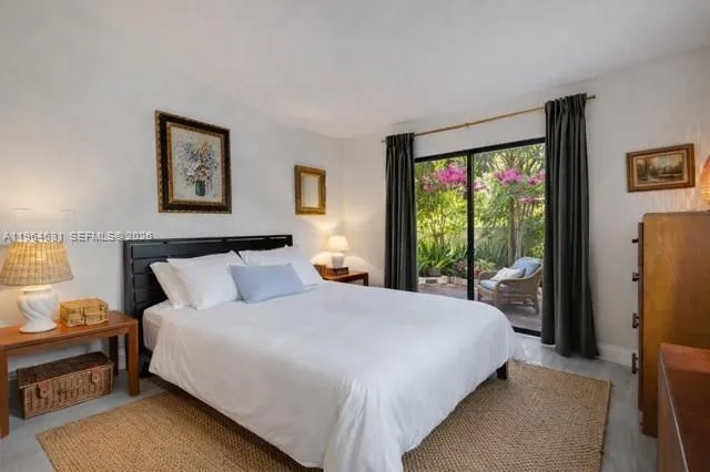 1650 NE 115th St # 111, Miami FL 33181