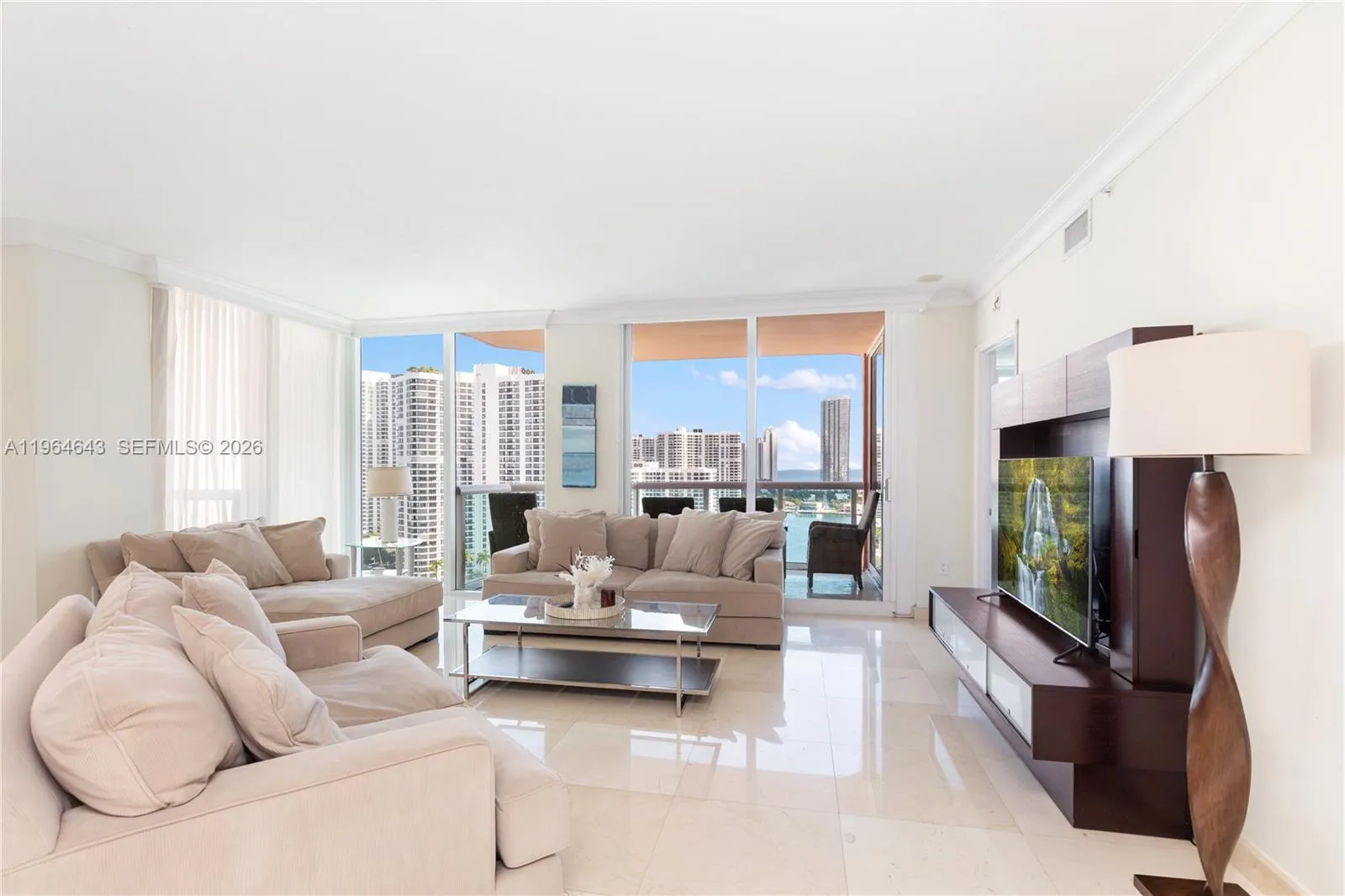 3370 NE 190th st # 2007, Aventura FL 33180