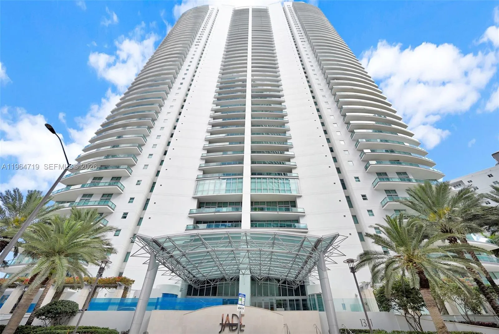 3 bedroom 3 bath for sale at 1331 Brickell Bay Dr # 3607, Miami FL 33131
