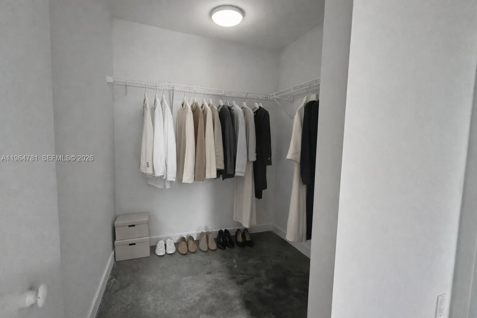 151 SE 1st St # 1501, Miami FL 33131