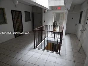 1960 Marseille Dr # 305, Miami Beach FL 33141