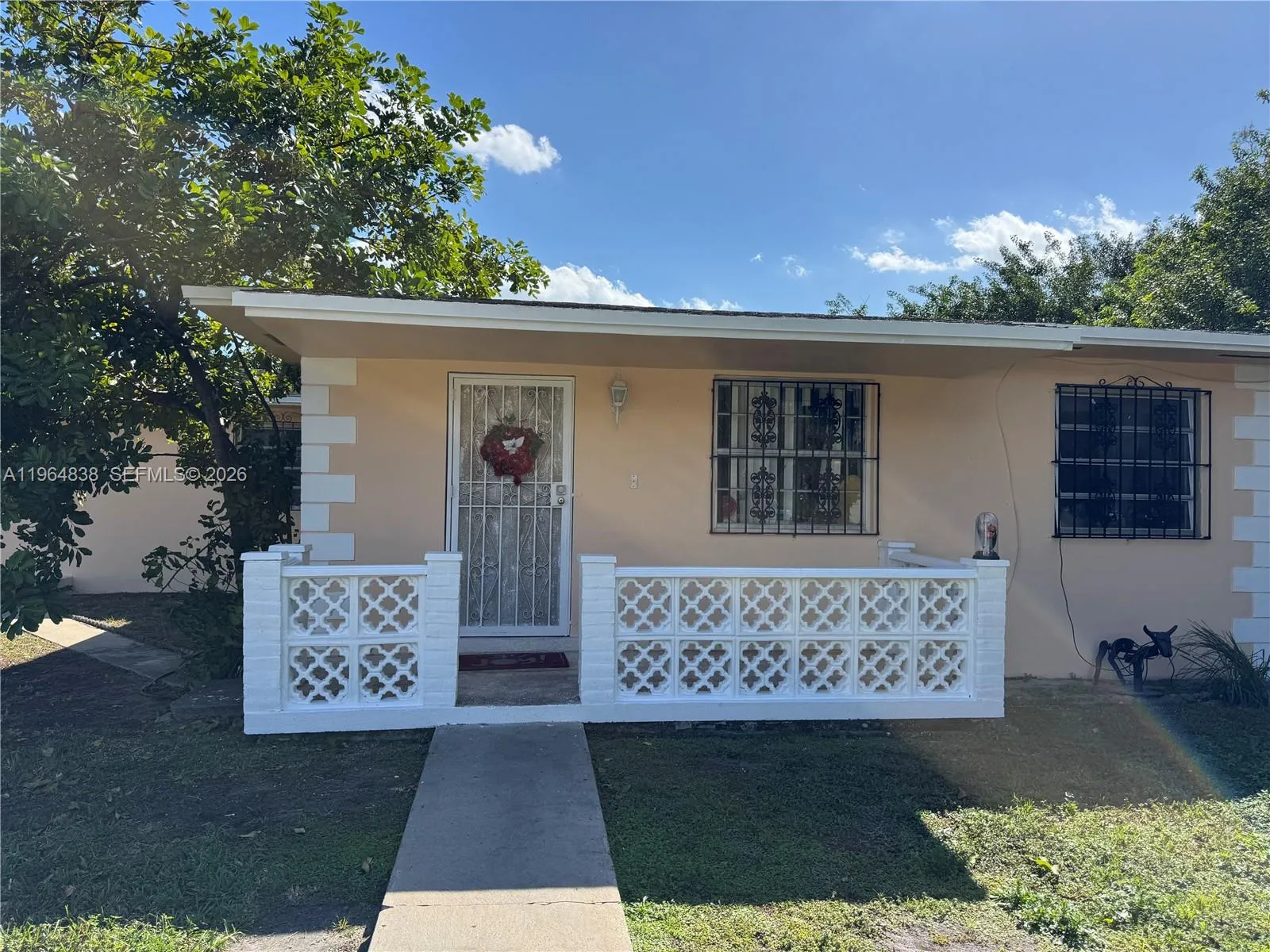 36 NW 151st St, Miami FL 33169